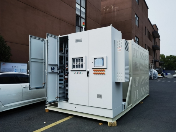 900KW電加熱導(dǎo)熱油爐，電熱導(dǎo)熱油爐出貨